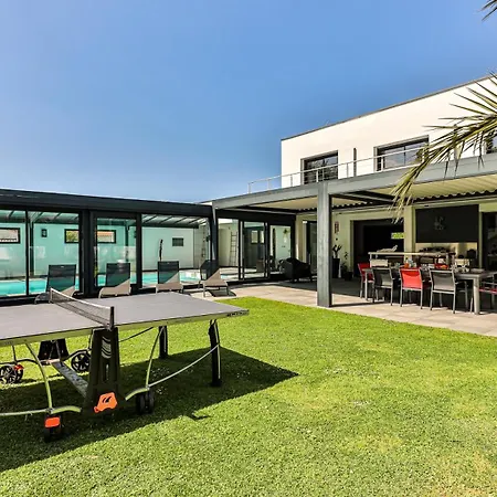 La Parenthèse - Piscine Intérieure - 8 Personnes *
