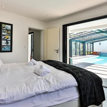 La Parenthèse - Piscine Intérieure - 8 Personnes Villa *