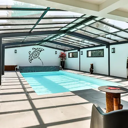Villa La Parenthèse - Piscine Intérieure - 8 Personnes *